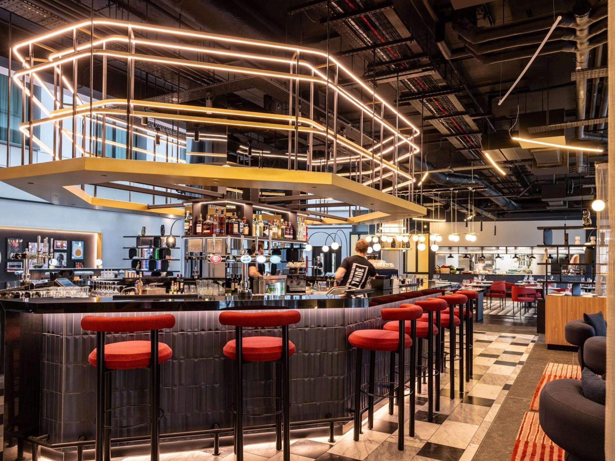 Tribe Manchester Airport By Accor Гейл Екстер'єр фото